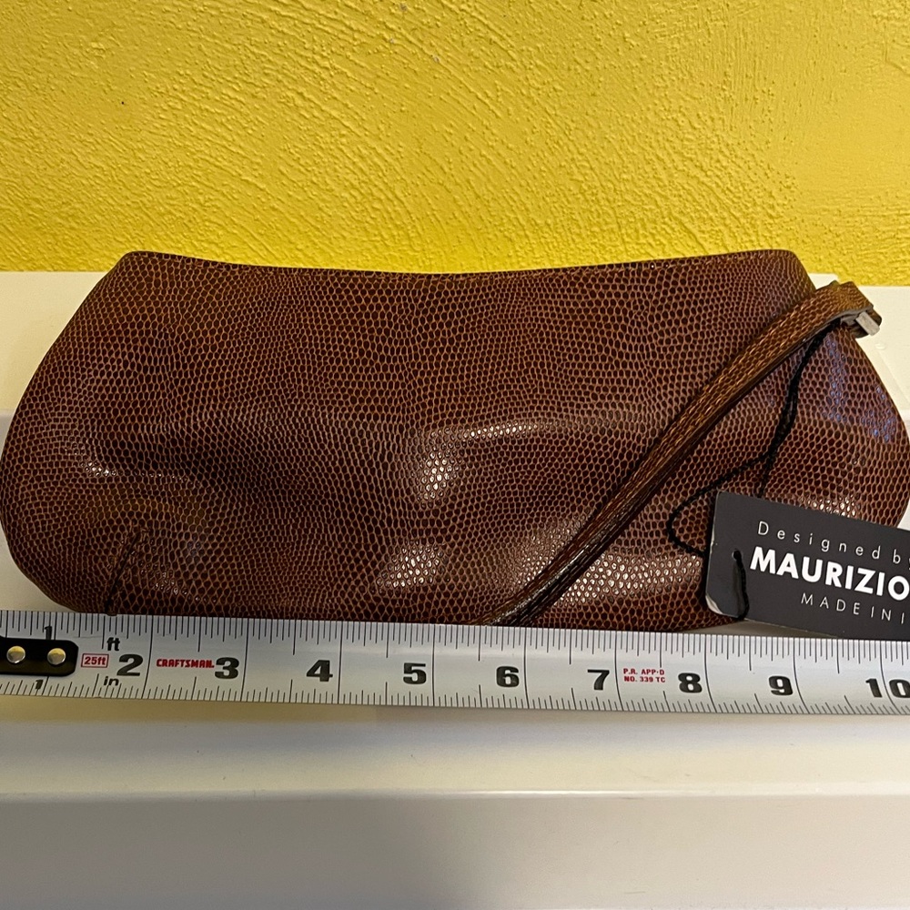 New Maurizio Taiuti Clutch I’m brown!
